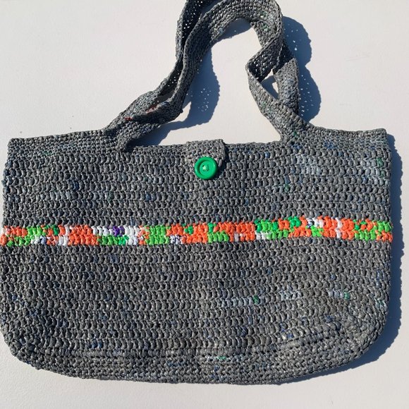 Crochet Beach or tote shoulder bag.  Handmade from recycled retail plastic bags. - Picture 3 of 4